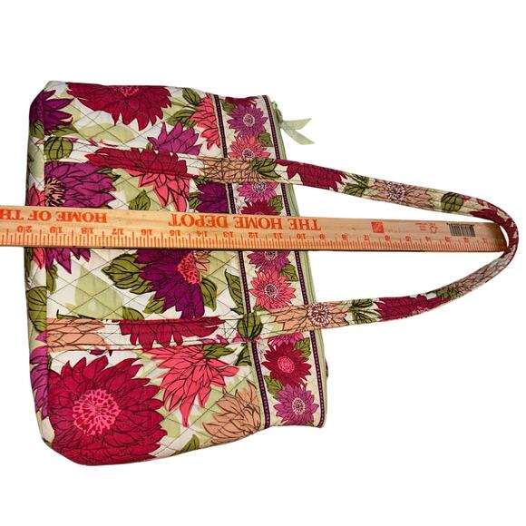 Vera Bradley "Hello Dahlia" Handbag Pink Flowers Quilted Shoulder Bag Tote Purse - Picture 10 of 11